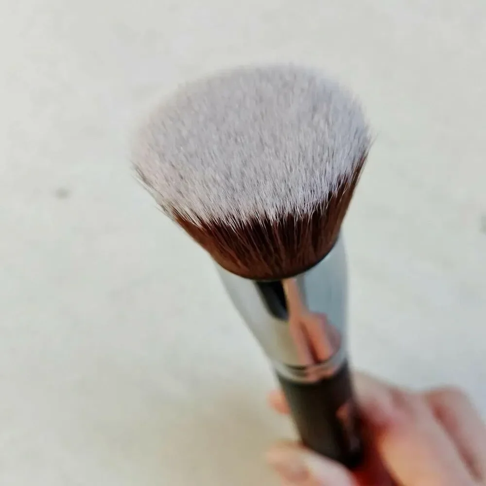 Flat Top Kabuki Foundation Brush - Professional High Density Makeup Brush